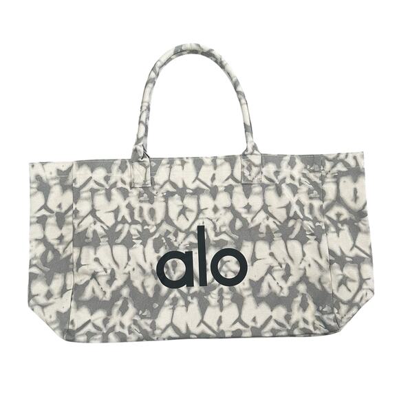 Alo Yoga Tie Dye Shopper Tote Bag - Picture 3 of 7
